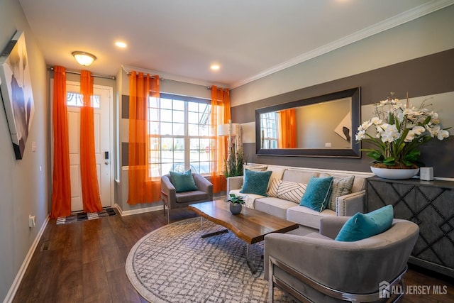 4 Woodrose Ln, Monroe, NJ 08831 - living room with baseboards, wood finished floors, recessed lighting, and crown molding