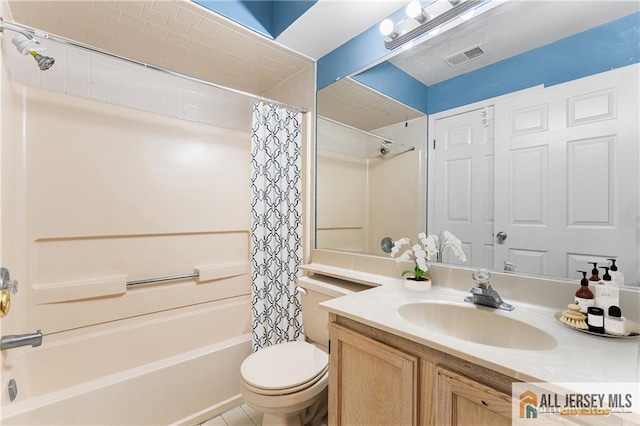 full bathroom featuring toilet, shower / bathtub combination with curtain, visible vents, and vanity