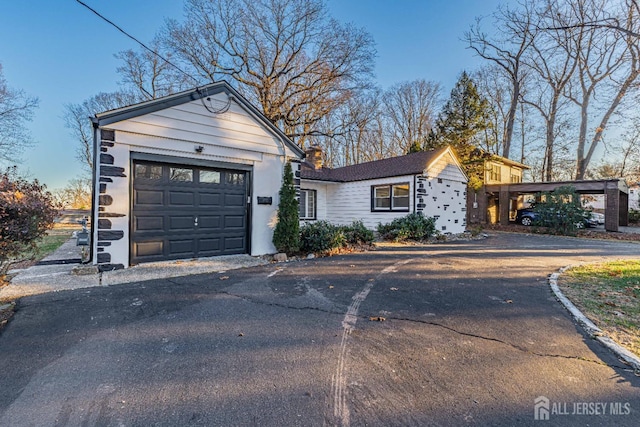 view of front facade with a garage