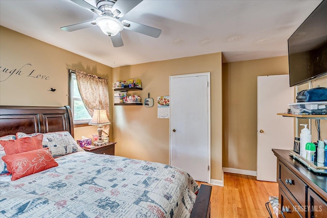 6 Dundar Rd, Edison, NJ 08817 - bedroom featuring light wood finished floors and ceiling fan