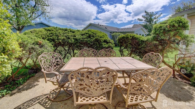 437 Belford Rd Unit B, Monroe, NJ 08831 - view of patio with outdoor dining space