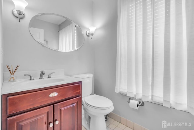 2207 Timber Ridge Ct, Sayreville, NJ 08859 - bathroom with tile patterned floors and vanity