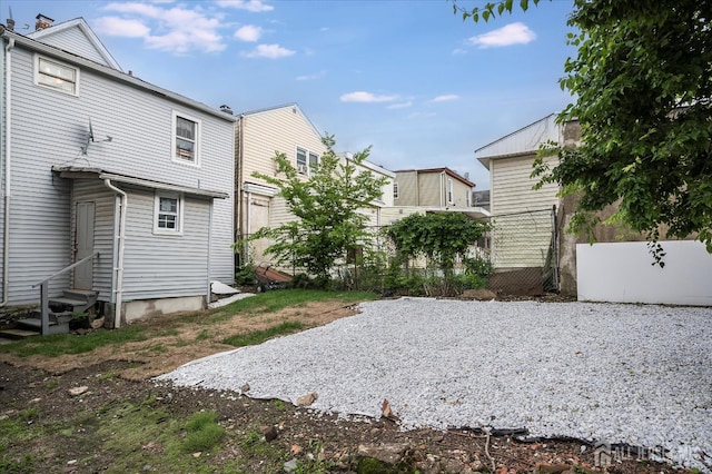 719 Catherine St, Perth Amboy, NJ 08861 - view of yard featuring entry steps