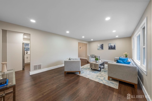344 W Point Ave W, Franklin Twsp, NJ 08873 - living room featuring visible vents, recessed lighting, baseboards, and wood finished floors