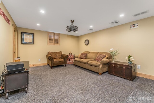 14 Bonnie Brook Ter, Middlesex, NJ 08846 - living area with carpet floors, recessed lighting, and baseboards