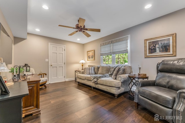 14 Bonnie Brook Ter, Middlesex, NJ 08846 - living room featuring a ceiling fan, dark wood-style flooring, recessed lighting, and baseboards
