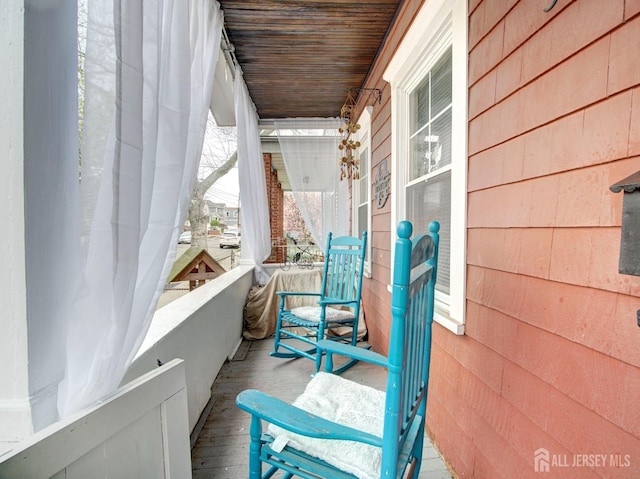 381 Keene St, Perth Amboy, NJ 08861 - view of porch