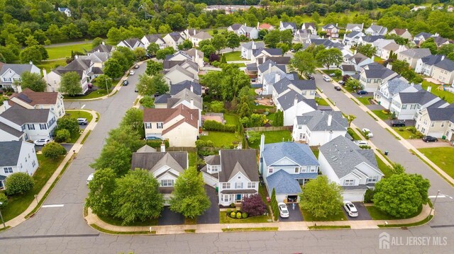 12 Elsie Dr, Plainsboro, NJ 08536