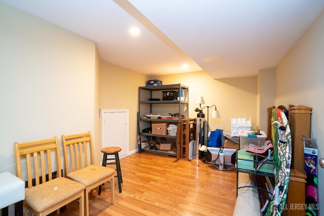 12 Elsie Dr, Plainsboro, NJ 08536