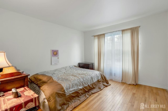1 Pheasant Run, Edison, NJ 08820 - bedroom with baseboards and hardwood / wood-style floors