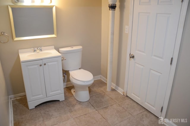 179 Decker Pl, Woodbridge Proper, NJ 07095 - bathroom featuring vanity and tile patterned floors