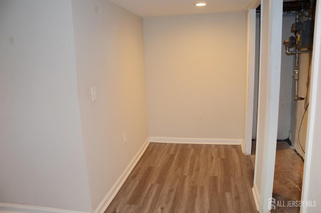 179 Decker Pl, Woodbridge Proper, NJ 07095 - hallway featuring wood finished floors and recessed lighting