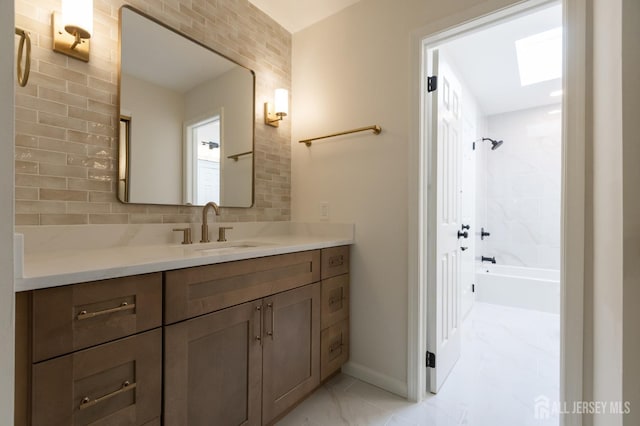703 Timber Oaks Rd, Edison, NJ 08820 - photo 12