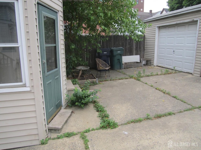458 S Barclay St, Perth Amboy, NJ 08861 - view of garage