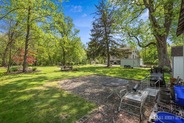 229 Greenbrook Rd, Green Brook, NJ 08812 - view of grassy yard with an outbuilding