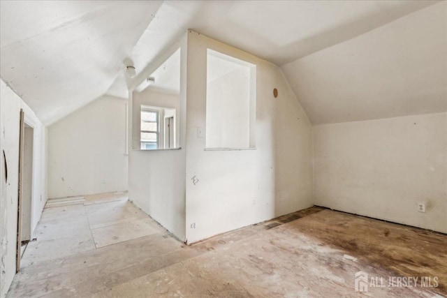 399 Highland St, South Amboy, NJ 08879 - bonus room with lofted ceiling