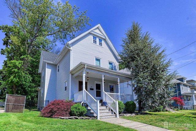view of front facade with covered porch