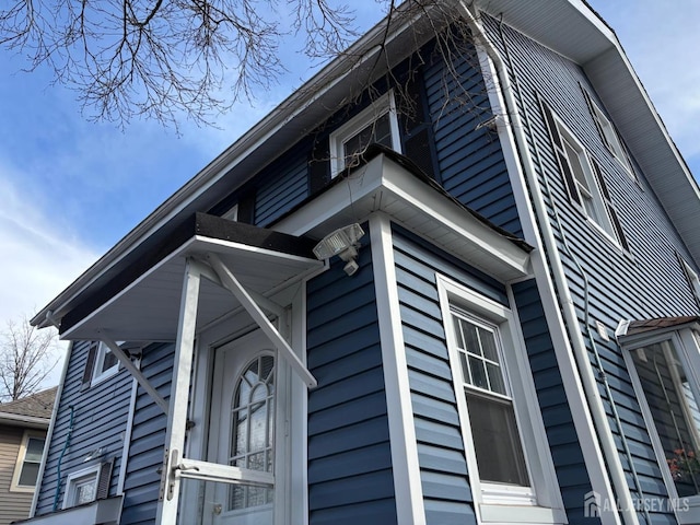 220 S Washington Ave, Dunellen, NJ 08812 - view of side of home