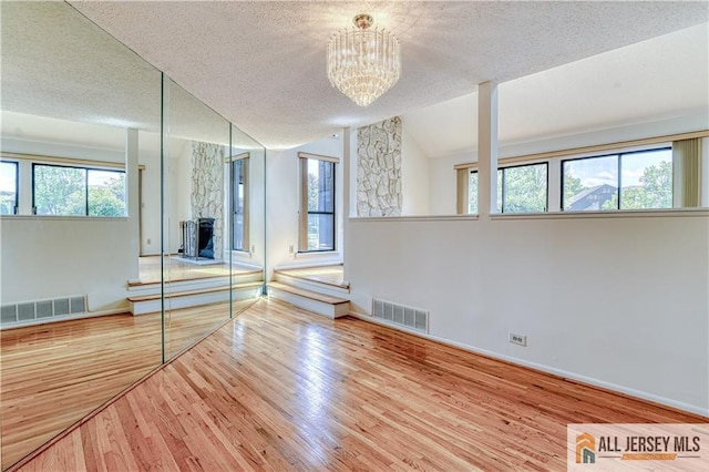 354 Westgate Dr, Edison, NJ 08820 - photo 25