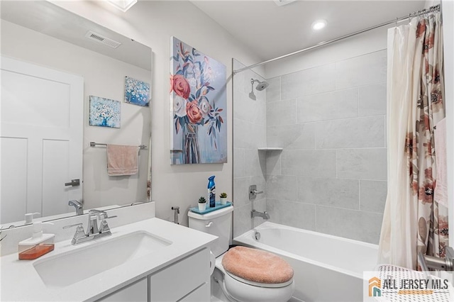 1604 English Ln, Sayreville, NJ 08859 - bathroom with vanity, shower / bath combo, and recessed lighting