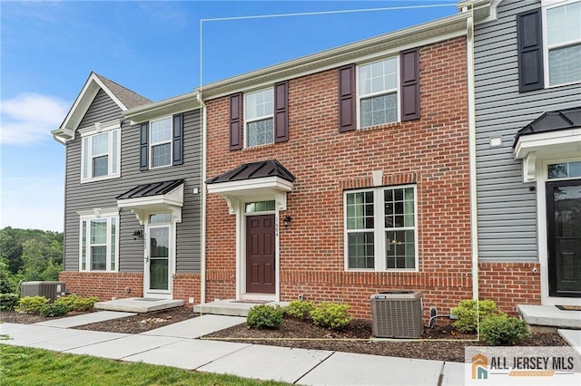 1604 English Ln, Sayreville, NJ 08859 - view of front of property with brick siding
