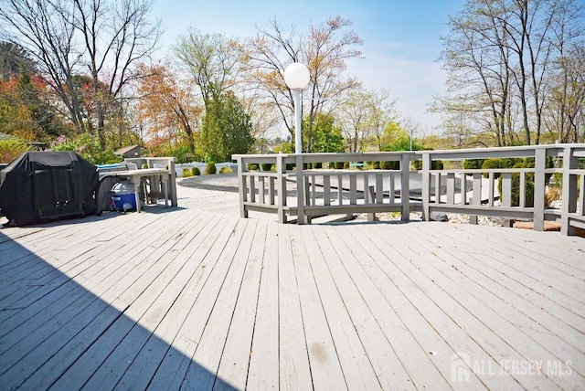 107 N Edward St, Sayreville, NJ 08872 - view of wooden terrace