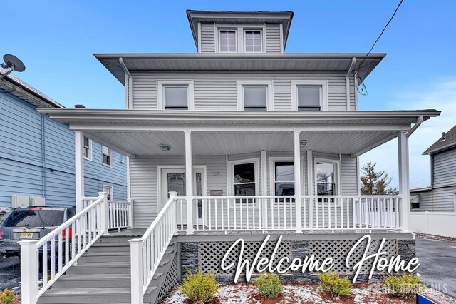 view of front of home featuring covered porch