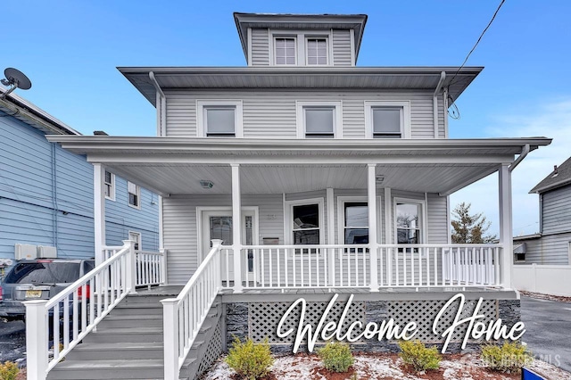 view of front of house featuring a porch