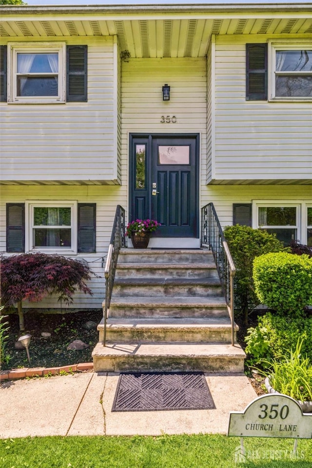 350 Church Ln, North Brunswick, NJ 08902 - view of doorway to property