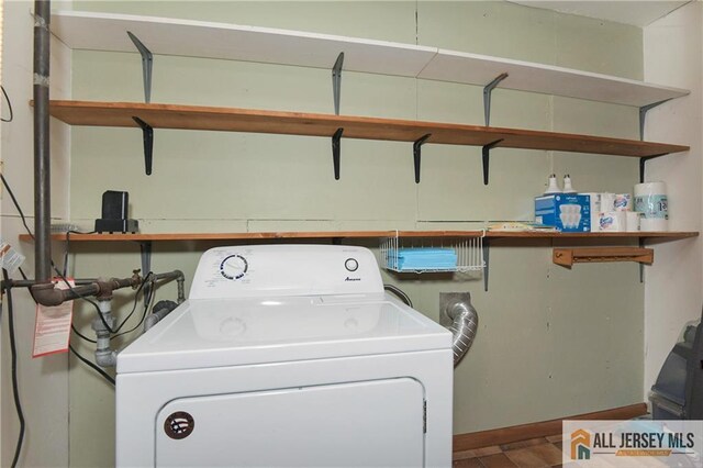 laundry area featuring washer / clothes dryer