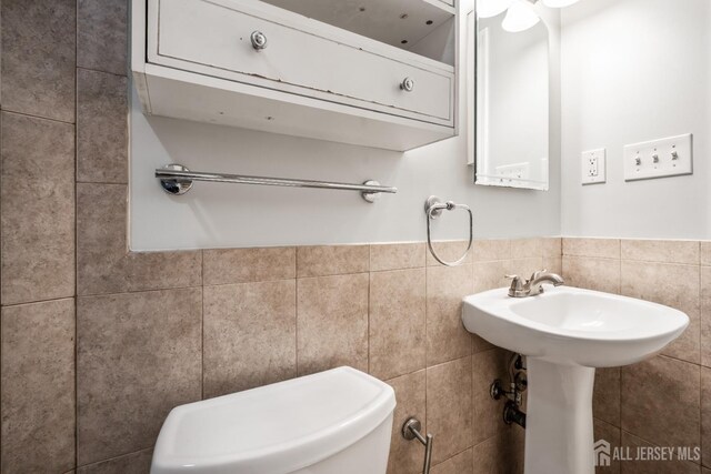 5 Estok Rd, Edison, NJ 08817 - photo 30