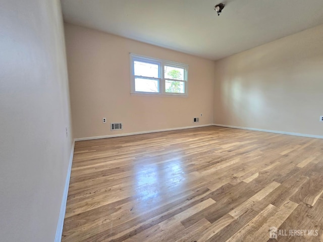 20 Ellingham Ave, Monroe, NJ 08831 - spare room with light wood-style flooring and baseboards
