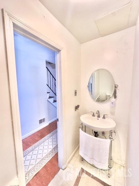 52 Westside Ave, Avenel, NJ 07001 - photo 16