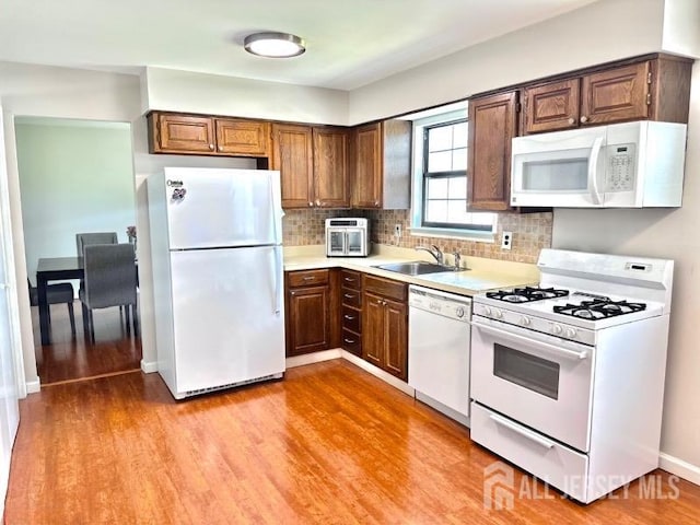 52 Westside Ave, Avenel, NJ 07001 - photo 11