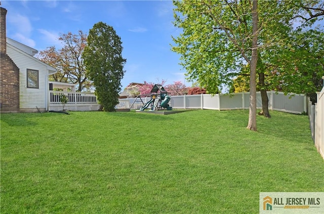 view of yard featuring a playground