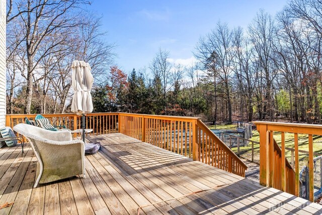 379 Sapphire Dr, Jackson, NJ 08527 - view of deck