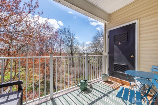 238 Lucy Ct, South Plainfield, NJ 07080 - view of balcony