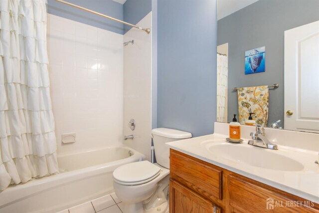 238 Lucy Ct, South Plainfield, NJ 07080 - bathroom with vanity, toilet, shower / bath combination with curtain, and tile patterned flooring