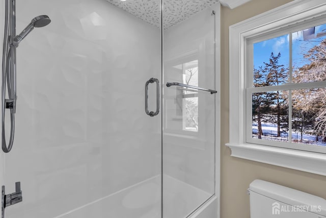 737 Wingate Dr, Bridgewater, NJ 08807 - full bath featuring healthy amount of natural light and bath / shower combo with glass door