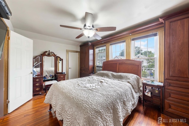 545 Myrtle Ave, Woodbridge Proper, NJ 07095 - bedroom with hardwood / wood-style flooring and ceiling fan