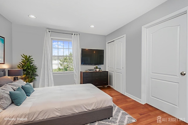 5 Bridle Ct, Monroe, NJ 08831 - bedroom featuring wood finished floors, recessed lighting, a closet, and baseboards