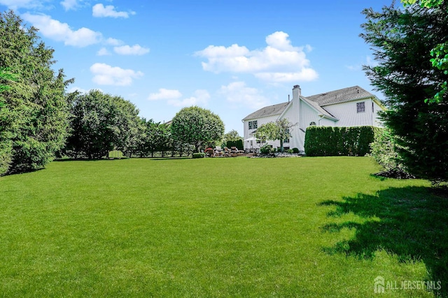 5 Bridle Ct, Monroe, NJ 08831 - view of green lawn