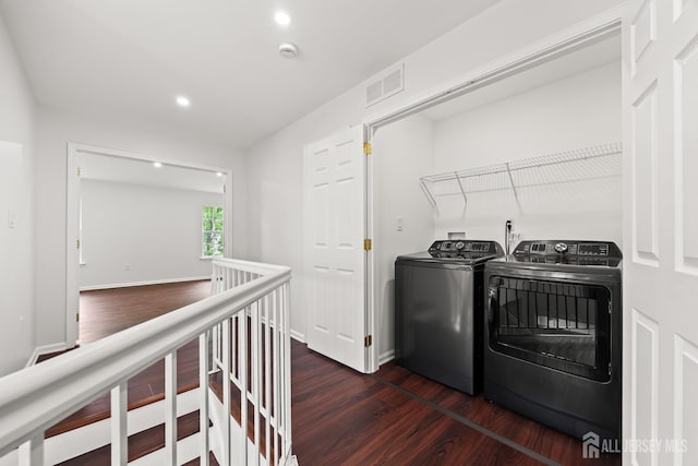 19 Grossweiler Ln, Parlin, NJ 08859 - washroom with washer and clothes dryer, dark wood-style floors, recessed lighting, and baseboards
