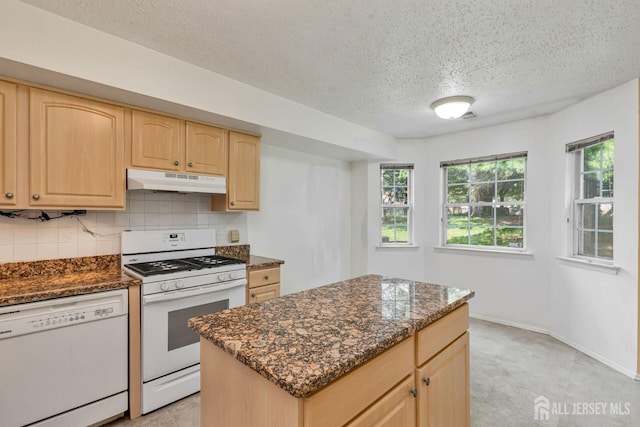 146 Nebula Rd, Piscataway, NJ 08854 - photo 18