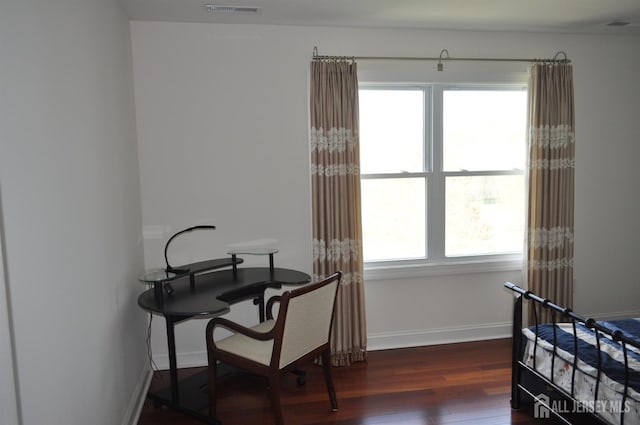12 Sunny Ct, Monroe, NJ 08831 - home office with wood finished floors and baseboards