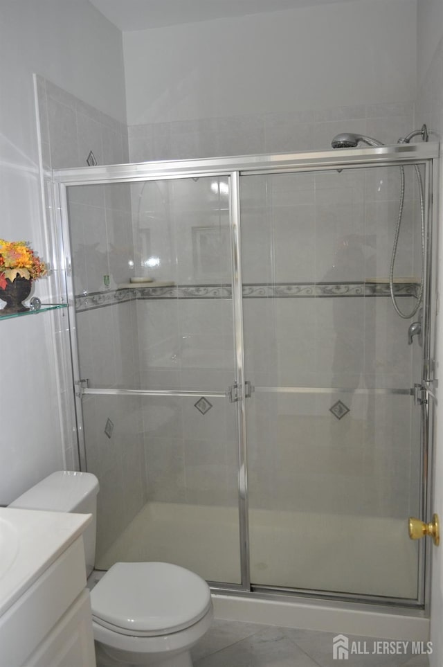 12 Sunny Ct, Monroe, NJ 08831 - full bathroom featuring toilet, a shower stall, and vanity