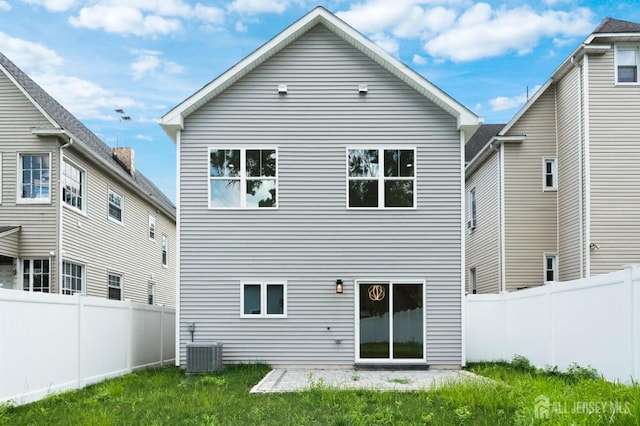 243 E 9th Ave, Roselle, NJ 07203 - back of house with a fenced backyard