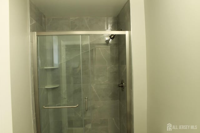 519 Roosevelt Ave, Carteret, NJ 07008 - photo 13