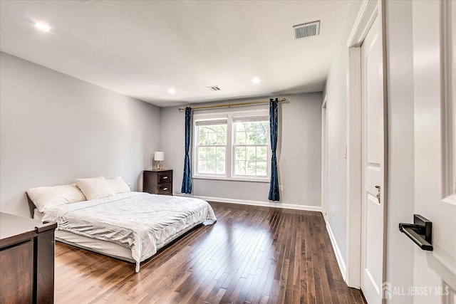 18 Rosewood Rd, Edison, NJ 08817 - bedroom with dark wood-style floors and recessed lighting