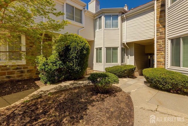 1027 Schmidt Ln, North Brunswick, NJ 08902 - doorway to property